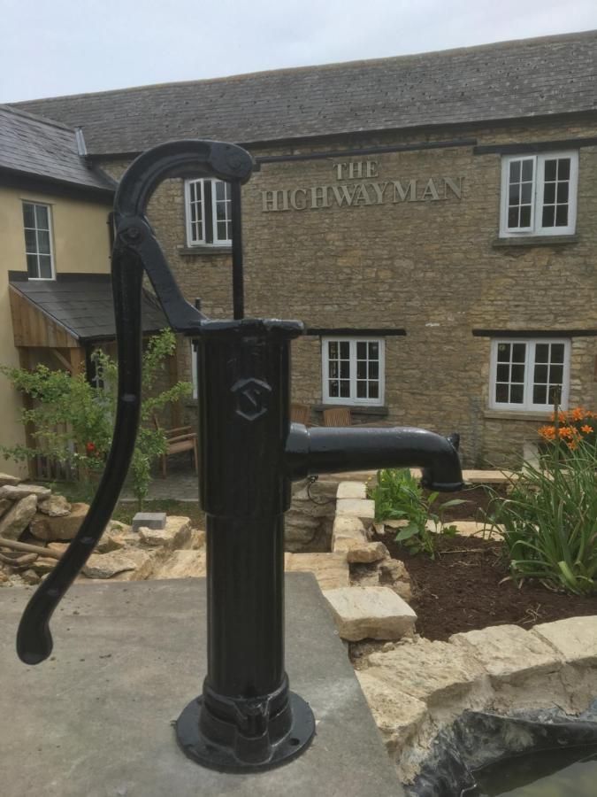 كيدلينغتون The Highwayman Hotel المظهر الخارجي الصورة