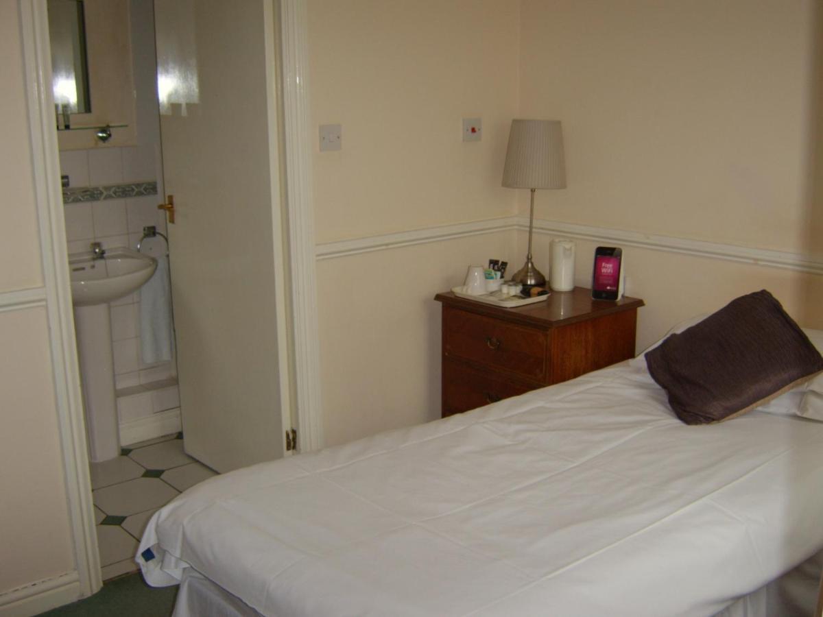 كيدلينغتون The Highwayman Hotel المظهر الخارجي الصورة